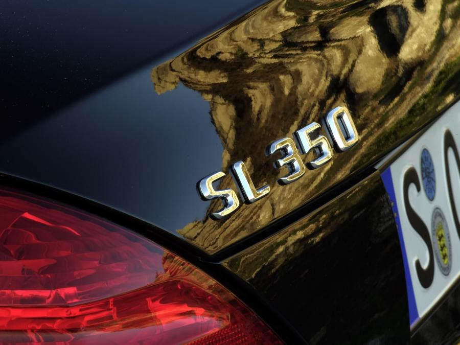  Mercedes-Benz SL350 2006 года  (фото 15 из 22)